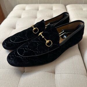 Gucci suede shoes size 13